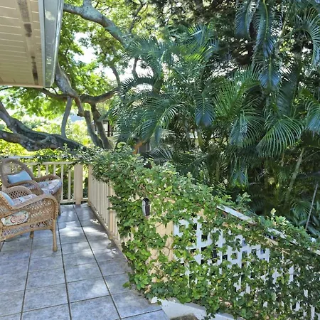 The Yellow Cottage In Lanikai Your Perfect Island Getaway!